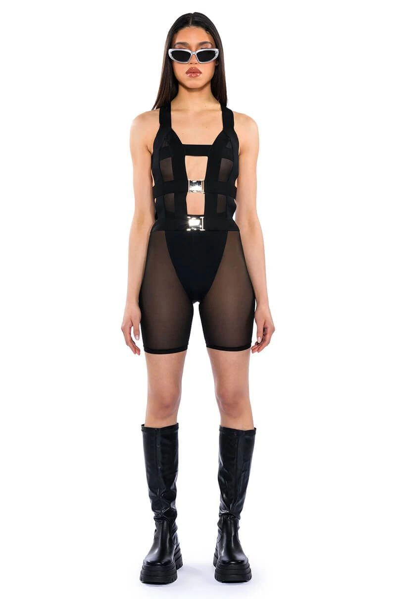 SNEAKY LINK BANDAGE CUTOUT TANK - Image 3