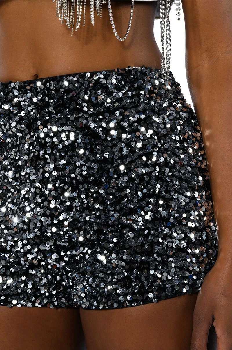 THE BEST ME SEQUIN SHORTS - Image 13